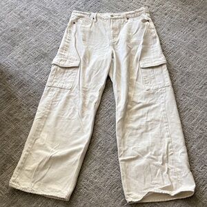 Old Navy Women’s Off White Cargo Wide Leg Pants
